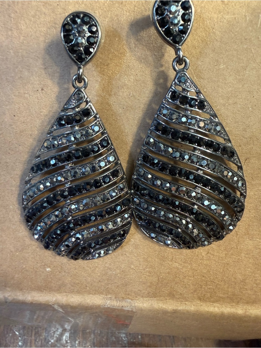 Black Teardrop Crystal Dangle Earrings - Women Jewelry